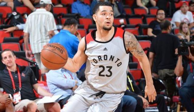 他抓住了防 他抓住了防