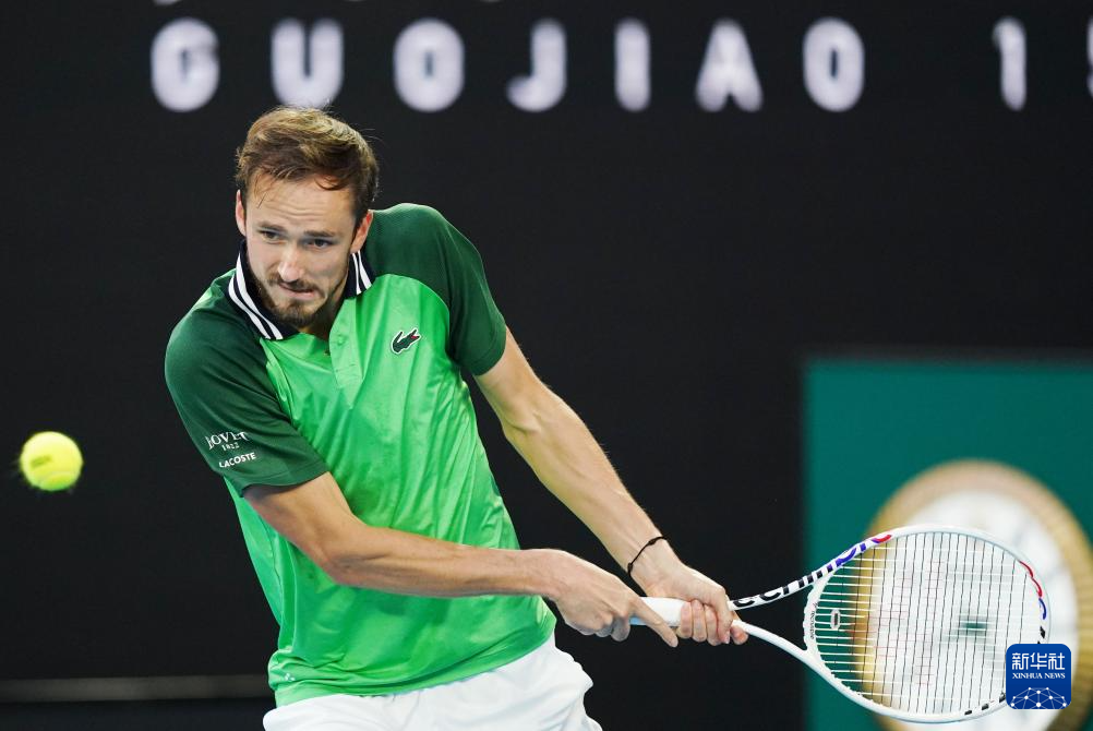 四川队顽强 四川队顽强